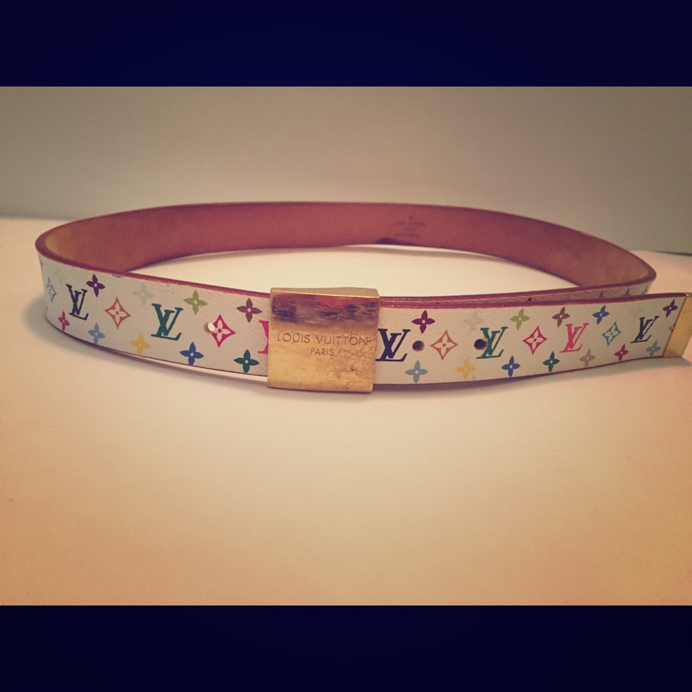 Authentic Louis Vuitton belt size 80/32